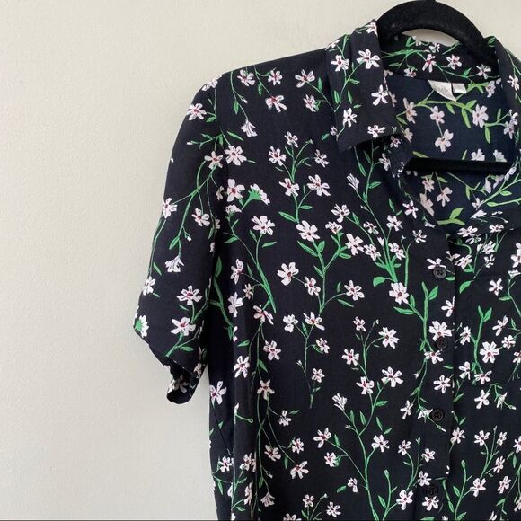 Twik-floral Short Top Button Down Short Sleeve Blouse (Medium) - Picture 5 of 8